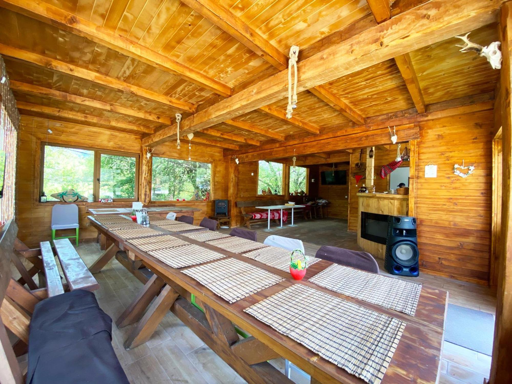 La Cabane Rasnov Luaran gambar